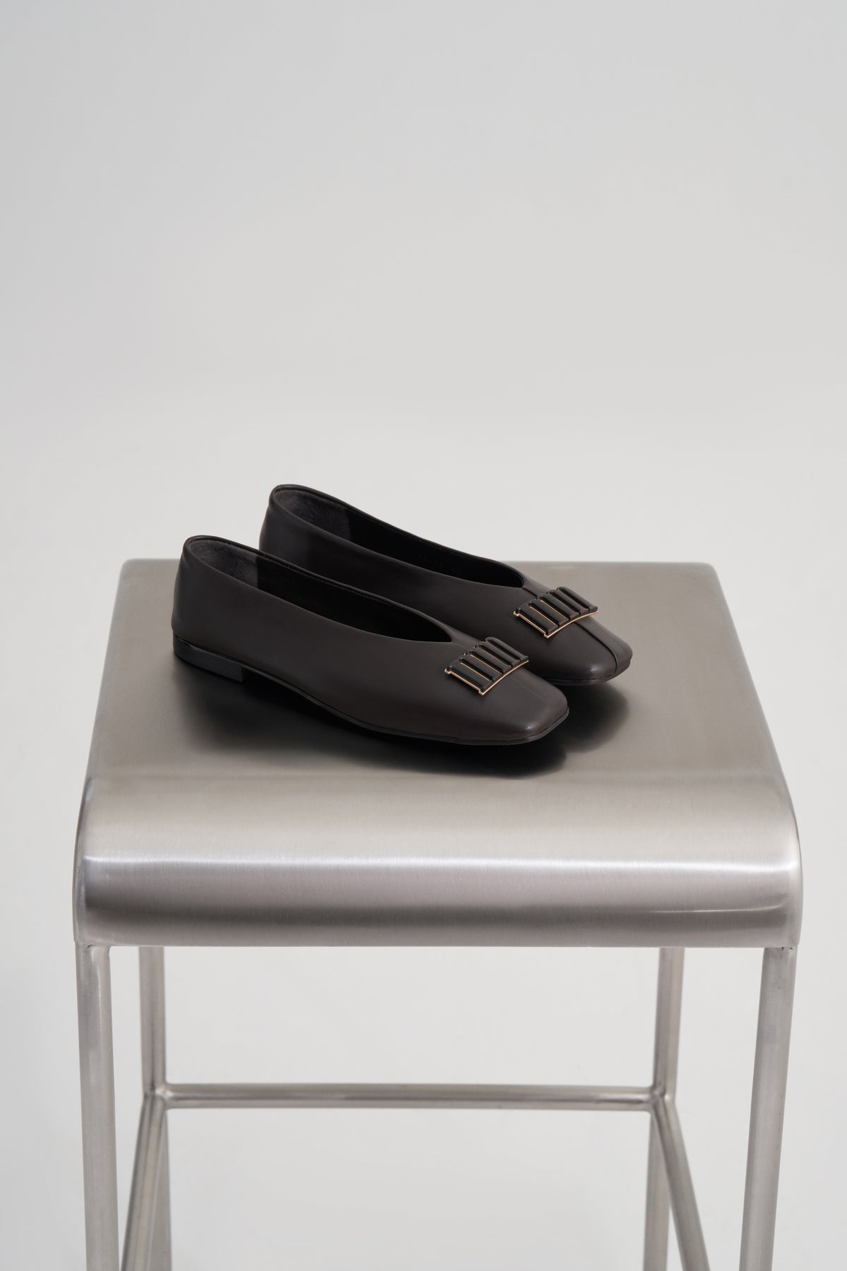 Acı Kahve Kare Burun Babet