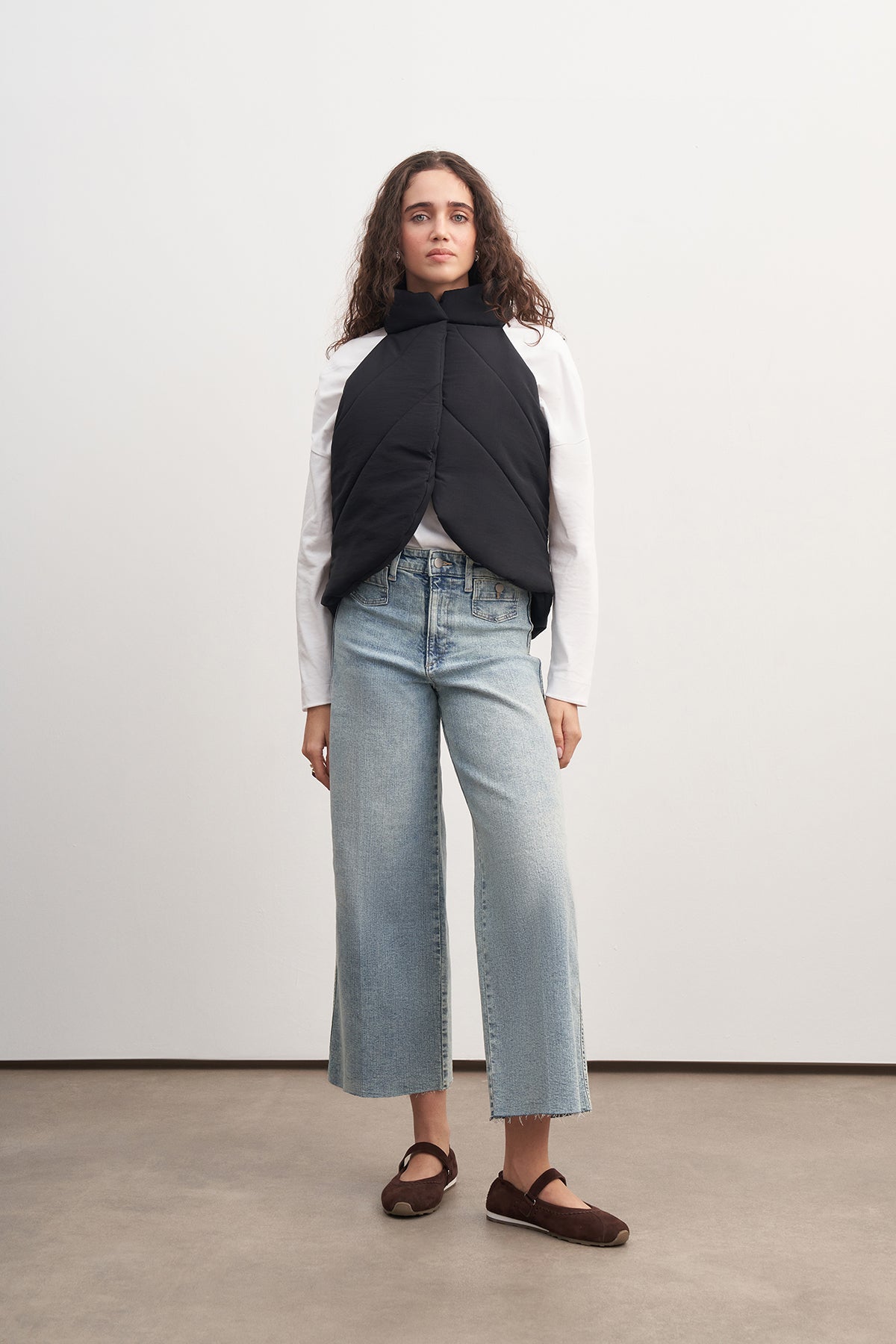 Siyah Crop Puf Yelek