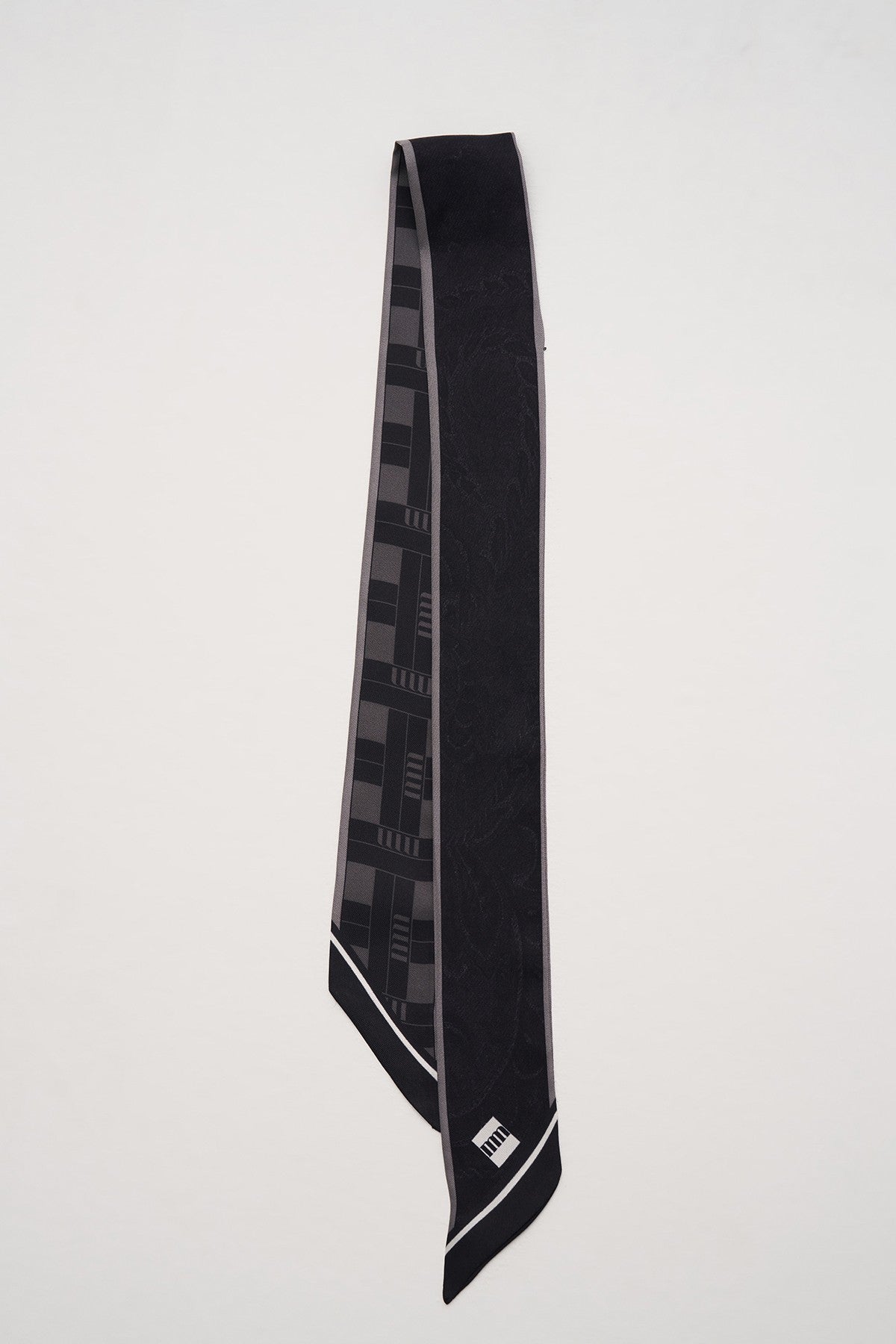 M Form Skinny Twill