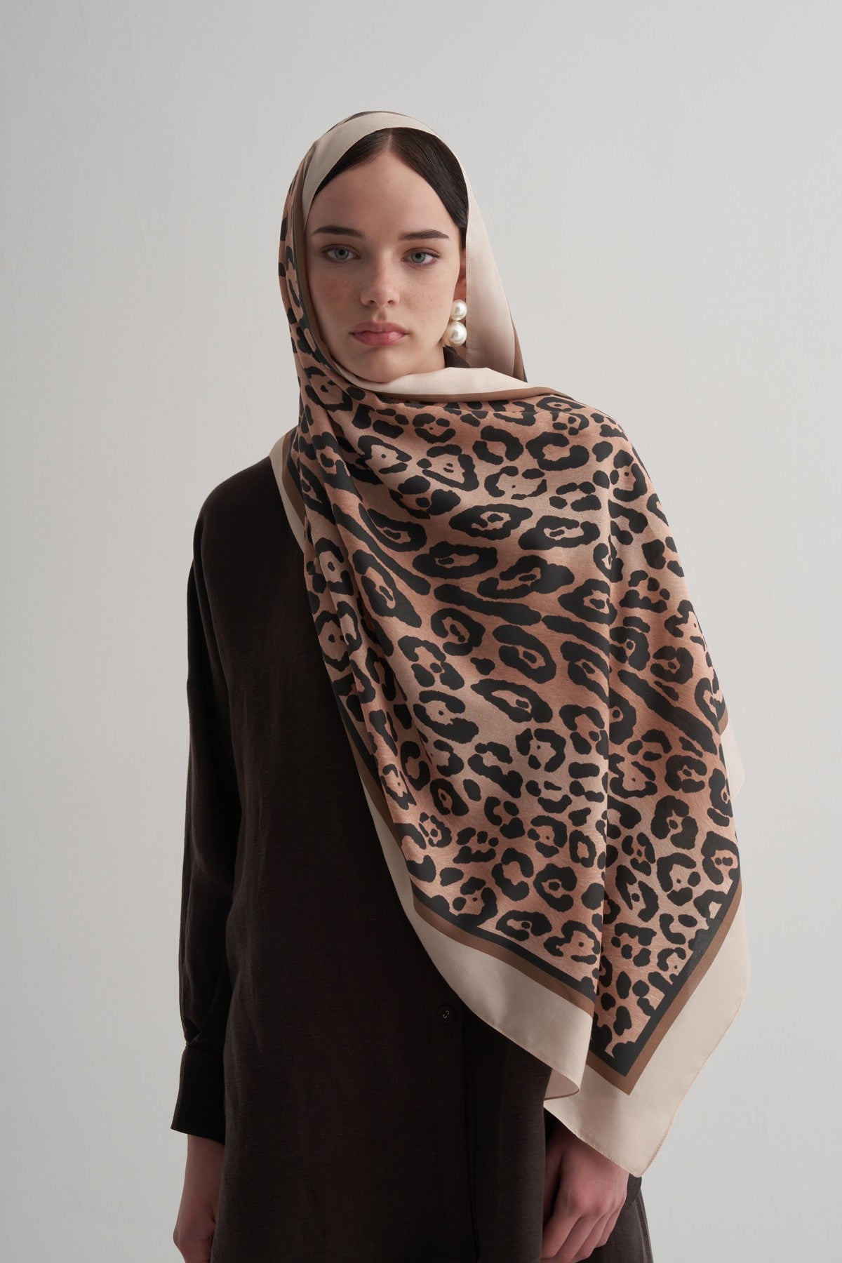 Beige Leopard