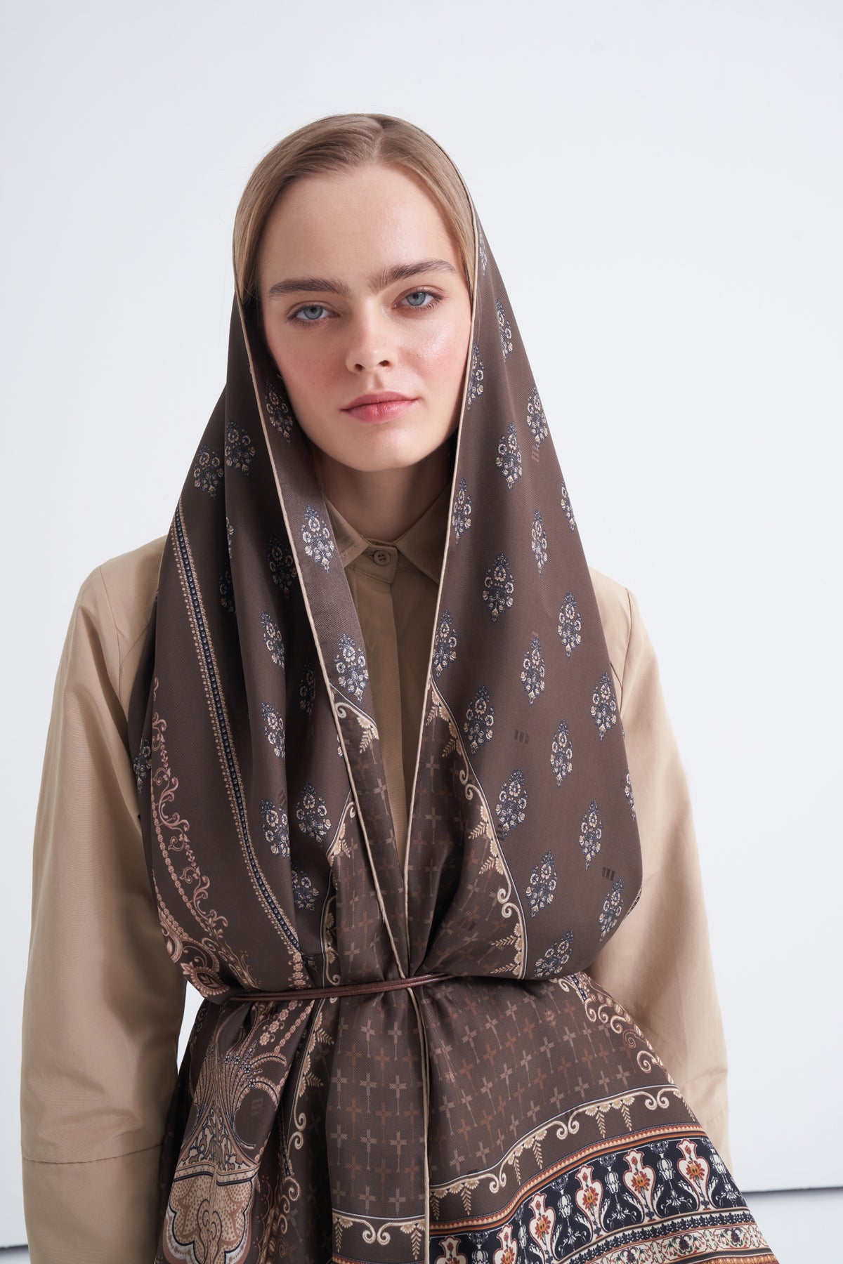 Brown Ravelle Twill İpek Şal