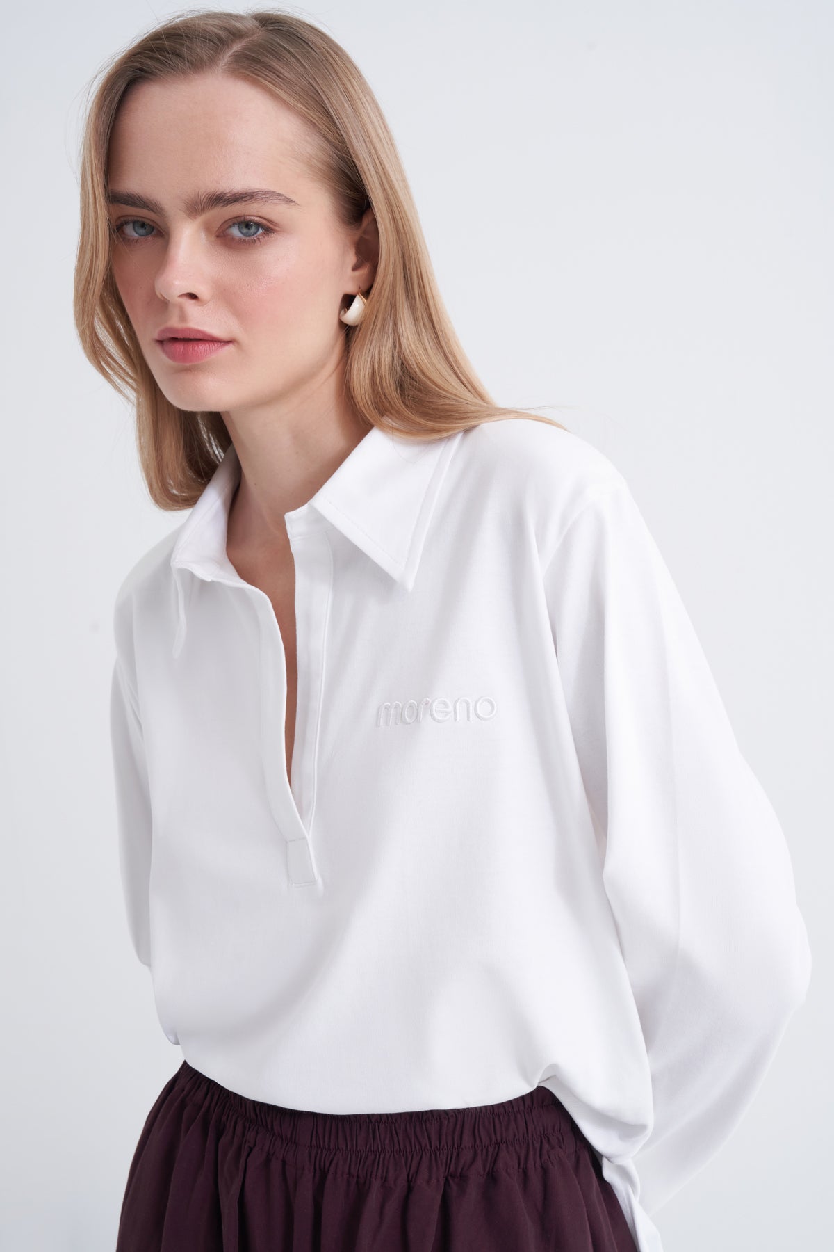 Patlı Beyaz Sweatshirt