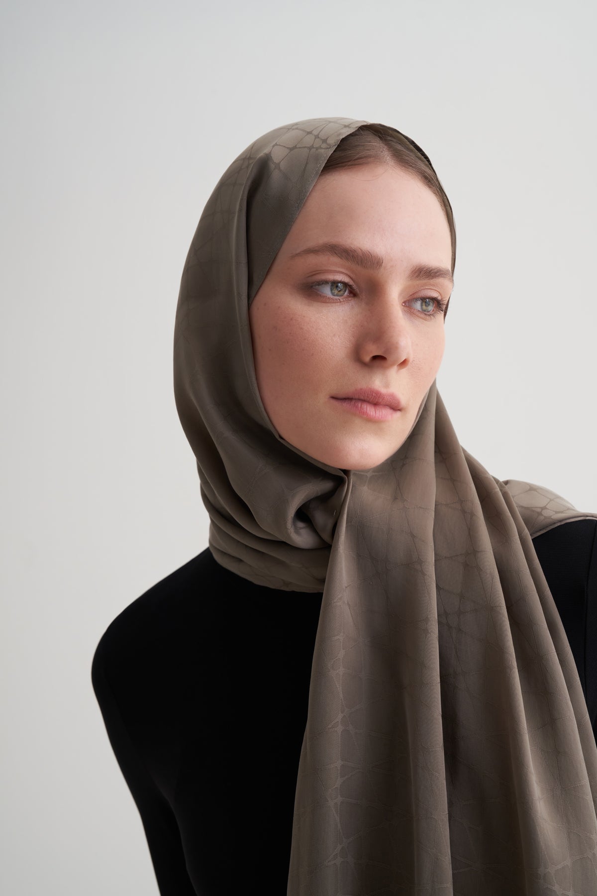 Vizon Cupro Jakar Geometrik Şal