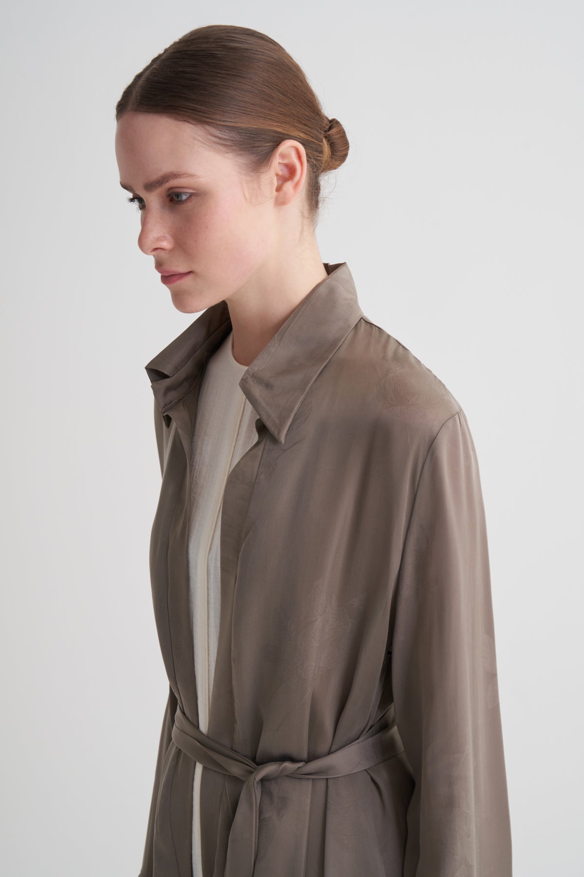 Vizon Cupro Jakar Çiçekli Abaya