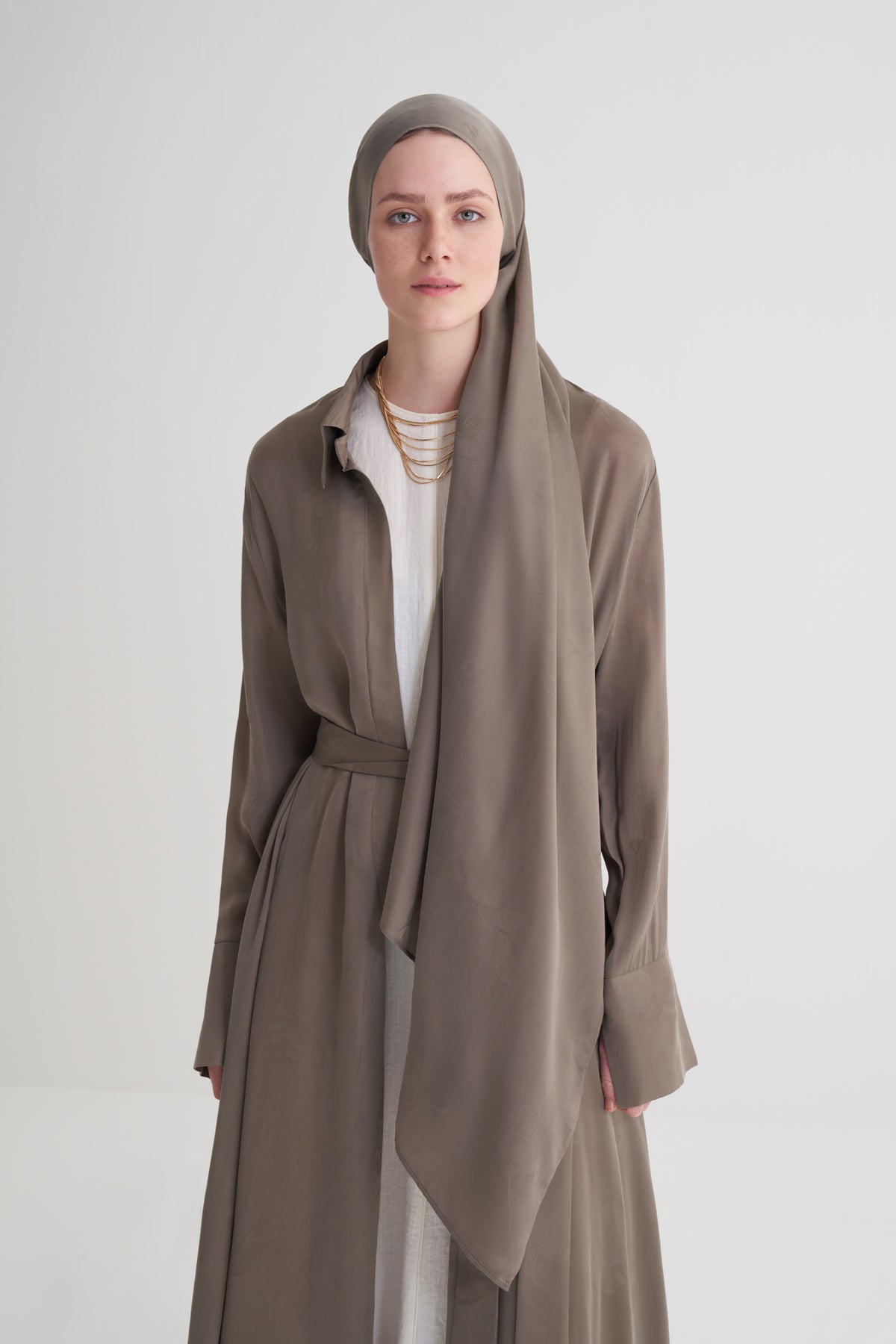 Vizon Cupro Jakar Çiçekli Abaya Şal Takım