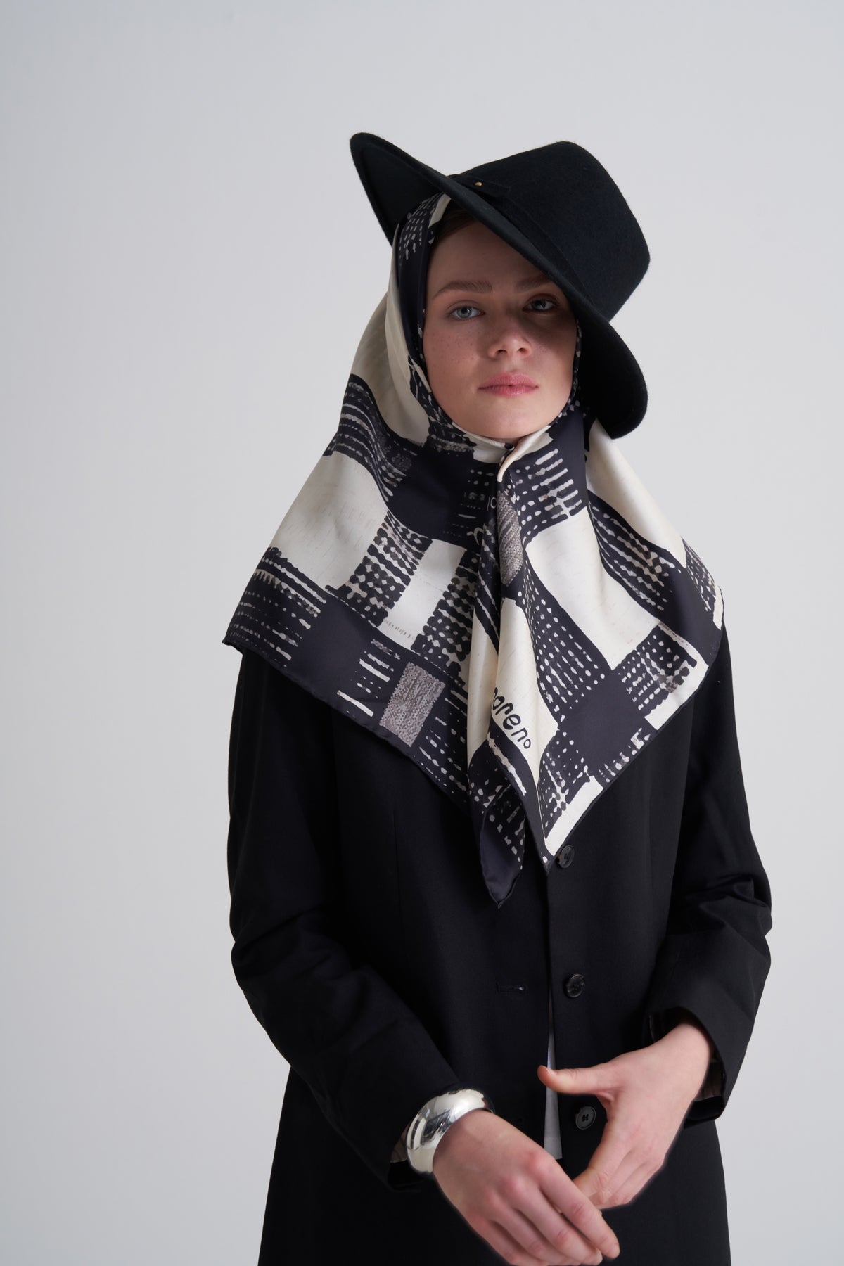 Grid Point Scarf
