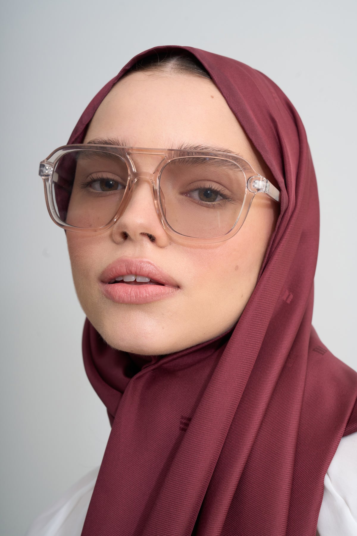 Vişne M Logo Twill İpek Şal