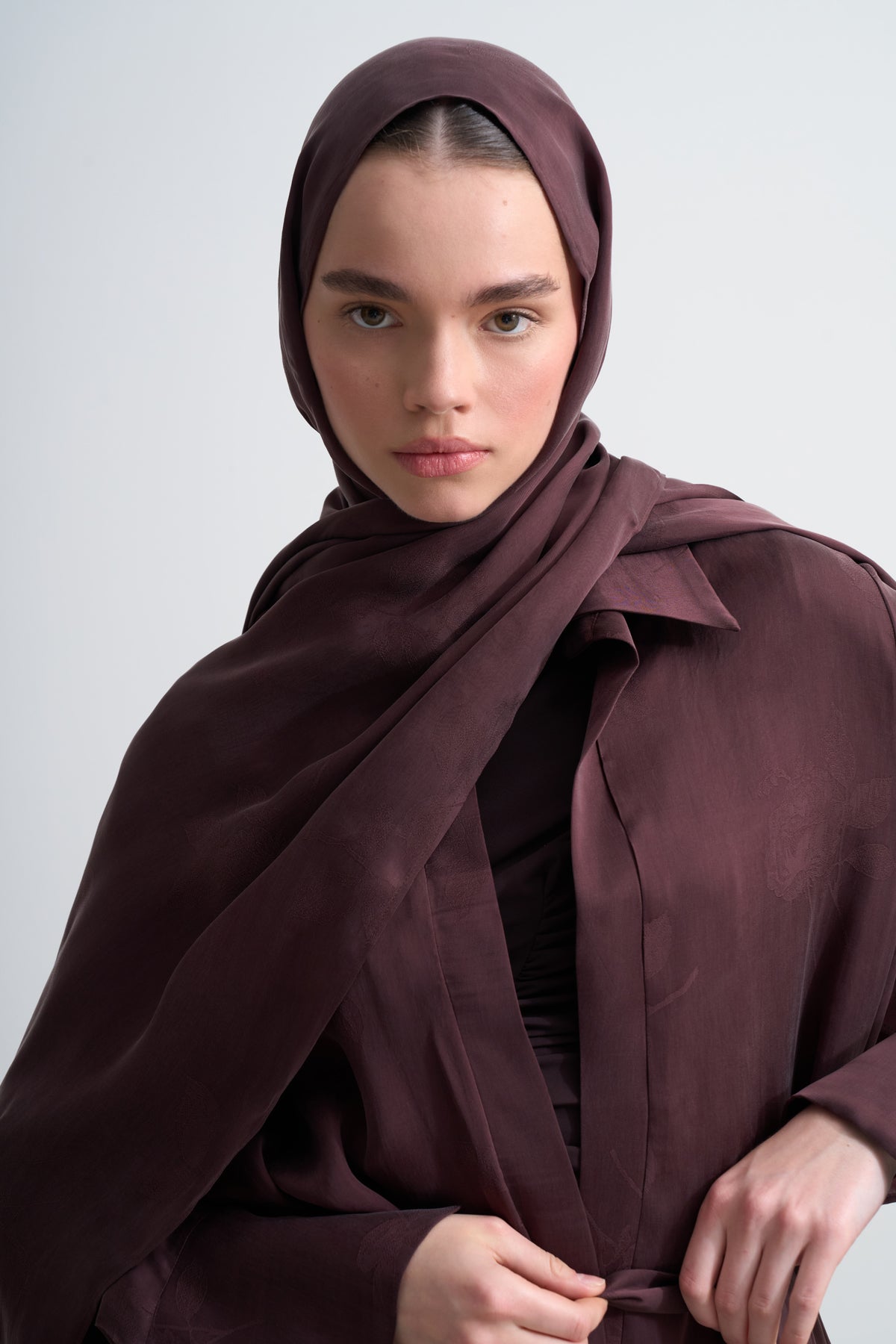 Bordo Cupro Jakar Çiçekli Abaya Şal Takım