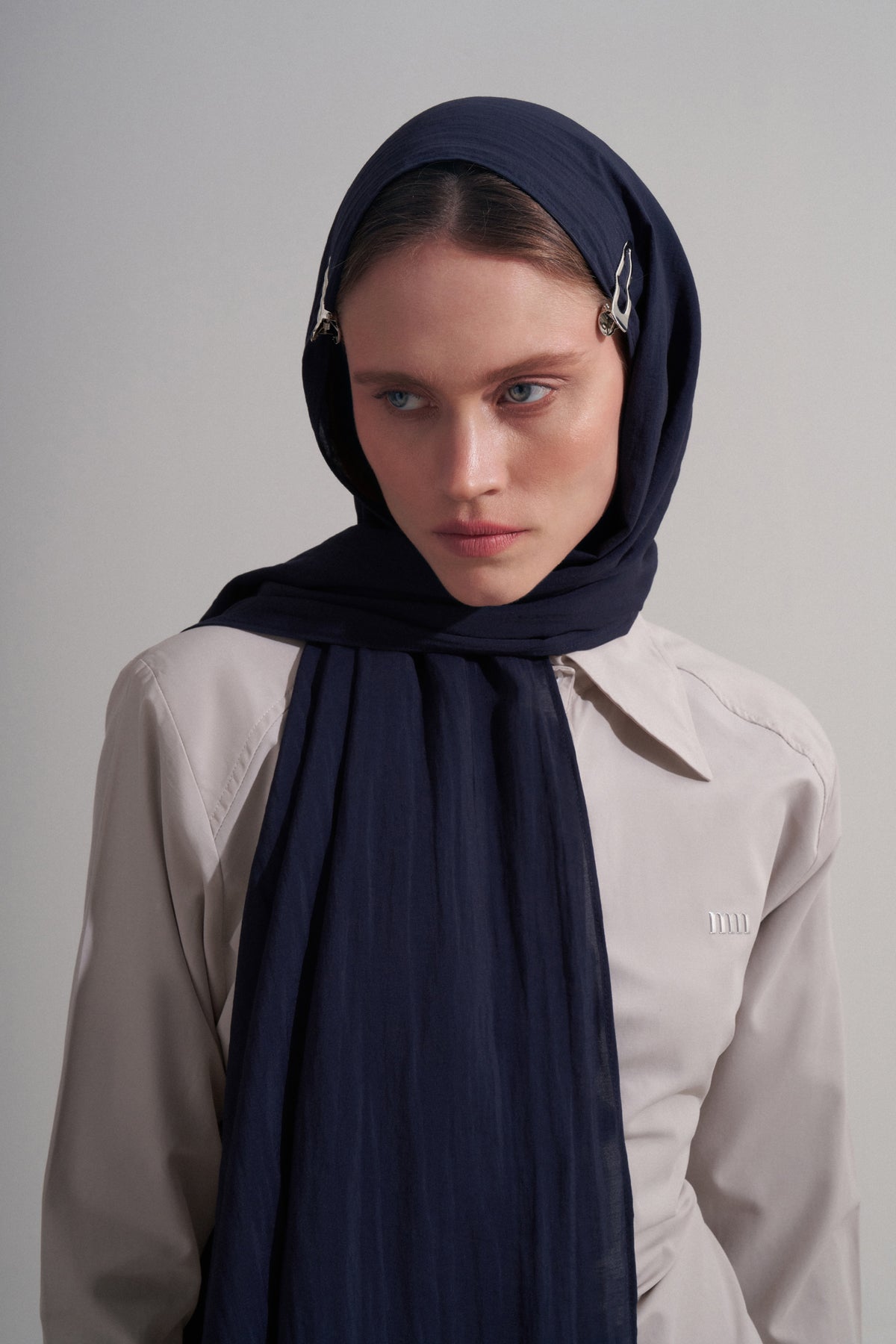 Lacivert Kıvrımlı Şal