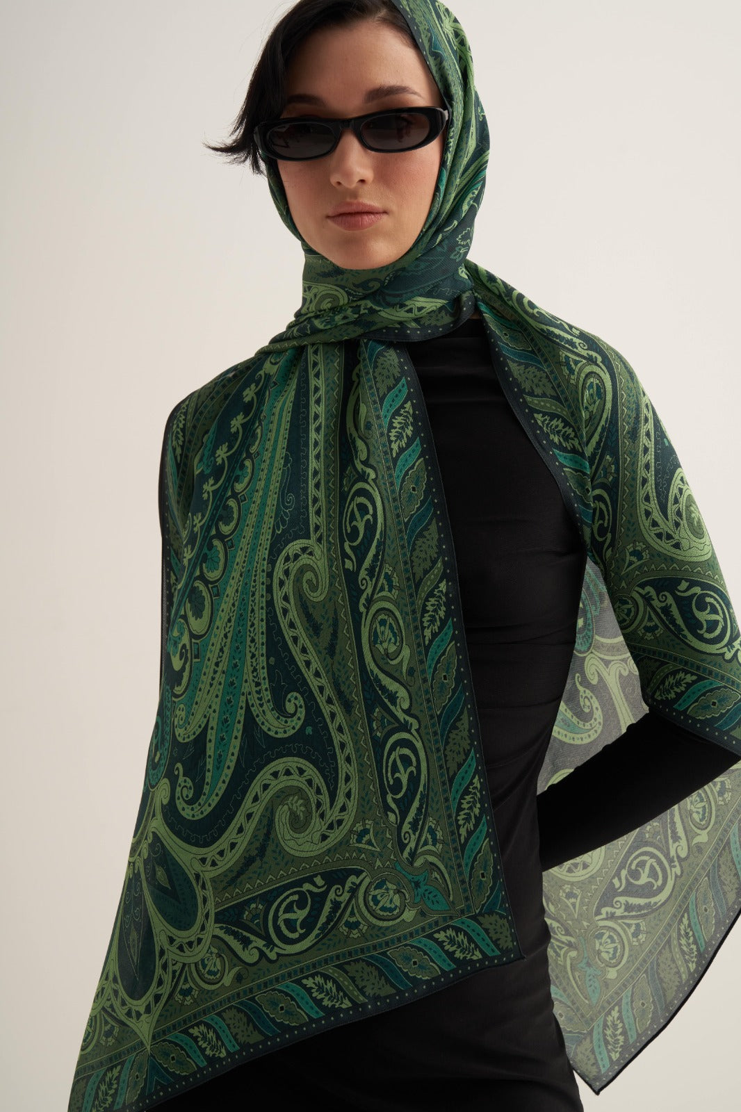 V Green Lily