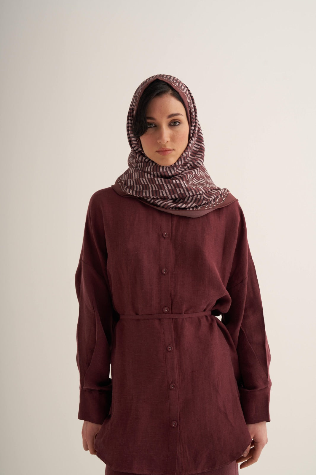 Bordo M Logo Twill İpek Üçgen Eşarp