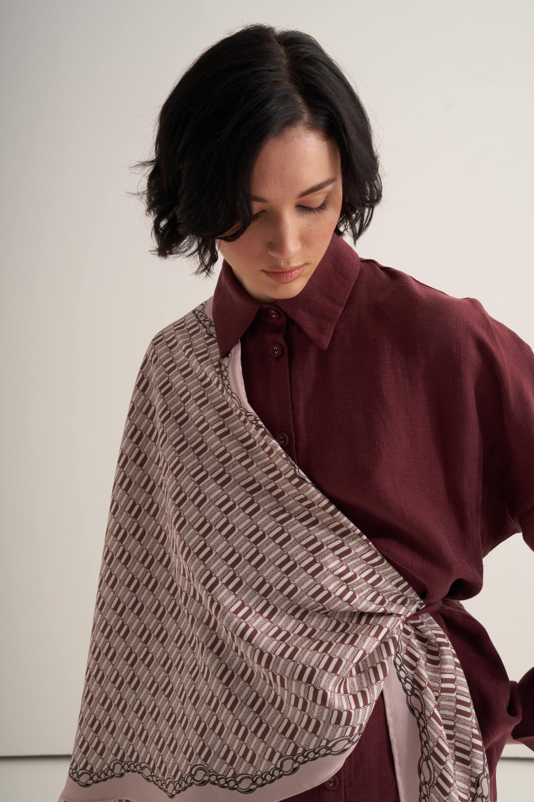 Pudra M Logo Twill İpek Üçgen Eşarp